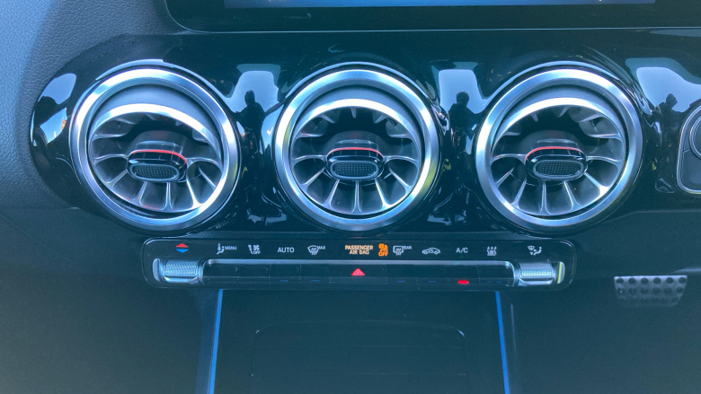 Mercedes-Benz GLA 250e AMG Line Executive 5dr Auto Hatchback